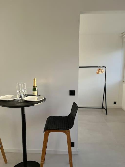 Suite « Body Love » - Jacuzzi Privatif Créteil Extérieur photo